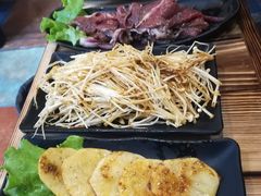 -胡悦里韩式烤肉(芝罘万达广场店)