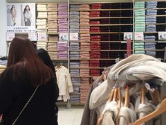 -优衣库(红谷滩万达店)