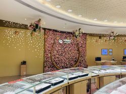 环境-中国黄金(福佳新天地店)