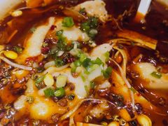 -渝是乎酸菜鱼(龙旗购物中心店)