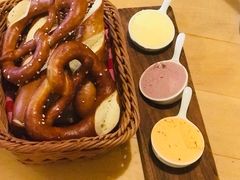 餐前面包-普拉那啤酒坊Paulaner(凯宾斯基饭店)