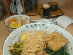 -狮头牌卤味研究所·卤味饭(花城汇南区店)
