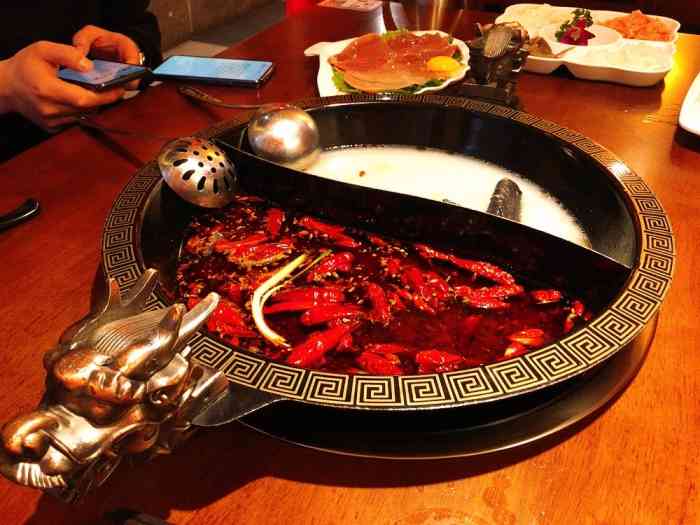 潮辣潮人火锅(虹口足球场店)-"已经是第二次光顾的,吃的不错的,套餐