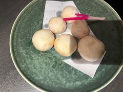 -铭牛烧肉·和牛海鲜自助(高新月牙湖店)