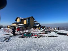 -中旅松花湖滑雪场