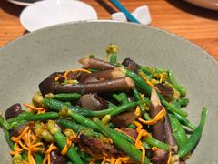 鸡枞菌炒童子黄瓜-巴蜀风·地道川菜(总店)