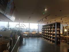 -魔方城市书房(中街益田店)