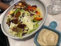 什菜沙拉配美式烤梅花猪排-打趸BTC·Breaktime cafe(北京路店)