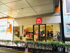 -优衣库(上海金桥国际商业广场店)