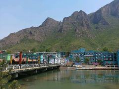 -百里峡七彩艺术小镇