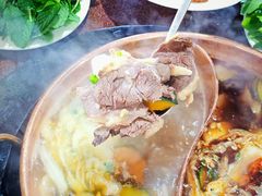 -朝伟清真铜瓢牛肉馆(三十年老·店)