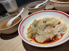 -八二小区抄手(龙湖上城天街店)