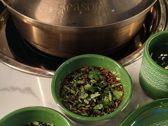 -润园四季椰子鸡火锅(海上世界店)