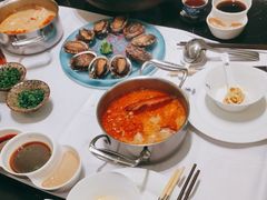 -红鼎豆捞·非遗鲍皇汤火锅(宝丰路店)