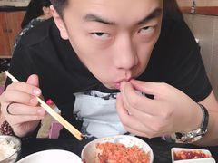-草家酱蟹炭火烤肉店(珲春南路一店)