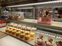 面包甜点陈列柜-好利来(梅江永旺店)