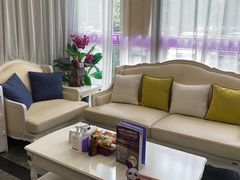 -宠爱国际动物医院· 猫科· 外科·中兽医(长白店)