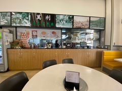 -万利港式茶餐厅