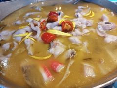 酸菜鱼-爱妻鱼•老体北重庆水煮鱼•川菜(白云路店)