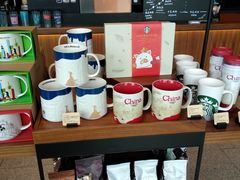 零售区-星巴克(广州百信广场东区店)