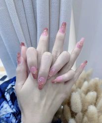 -初心纹眉洗眉·美睫专业店