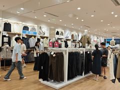 -优衣库(咸宁金诚广场店)