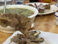 -苏莱特色牛骨滩羊手抓馆(长城东街总店)