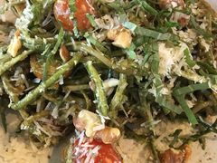 -ROAST coffee & eatery