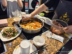 -黄记煌三汁焖锅(渝北金港国际店)
