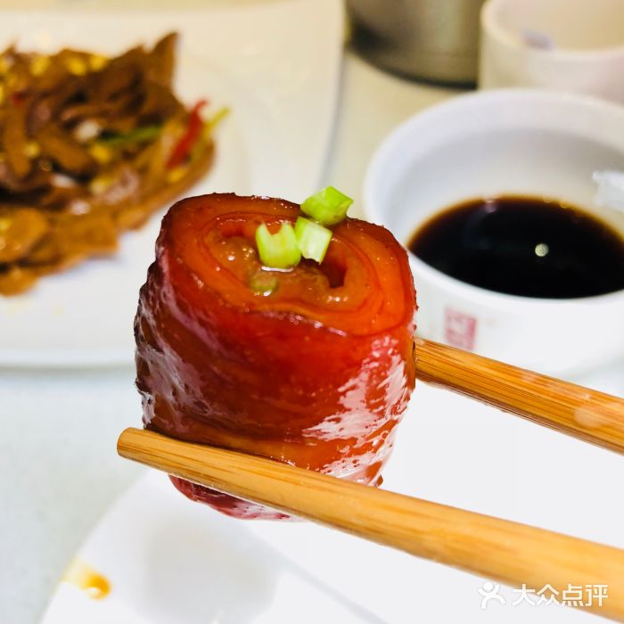 闫府私房菜·百年鲁菜(恒隆店)九转大肠图片