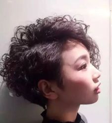 -唐荣护肤造型