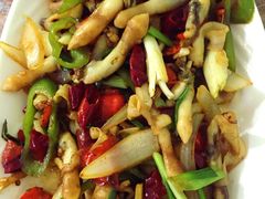 -覃记海鲜美食餐厅