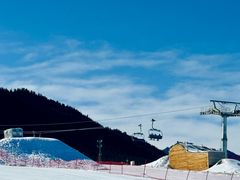 -丝绸之路山地度假区滑雪场