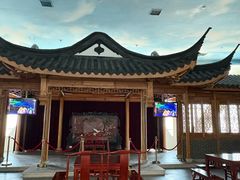 -华西龙希国际大酒店旅游观光景区