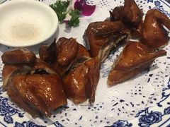 中山吊烧妙龄鸽-香山家宴