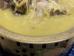 大骨头炖酸菜-关东小磨东北菜(上海长风大悦城店)