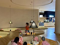 -涨巢·潮玩水疗局