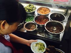-罗家杏传统特色海南粉(人民西路总店)