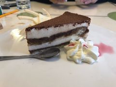 -咖啡人·融合餐厅(万达环宇店)