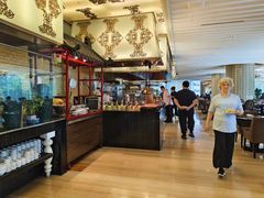 -圣丰索菲特·2 On 988 Café 自助餐厅