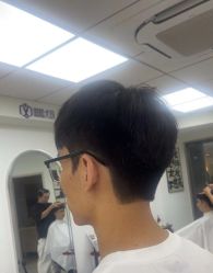 -尤司男士国潮理发馆