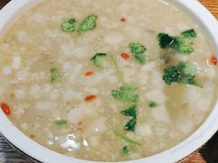 -盾亚新疆餐厅(松江万达广场店)