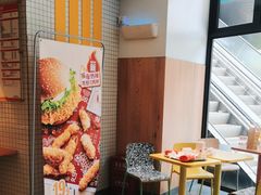 -麦当劳(浦江镇绿地乐和城店)