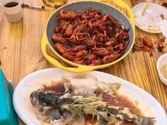 -东口码头·烧鸽子·鱼头泡饼·地方菜(金鹰悦城店)