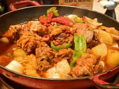 公路沙湾大盘鸡-耶里夏丽·新疆菜·28年喀什老馆(田林东路店)