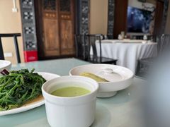 -宋艳华餐馆(凤凰美食城店)