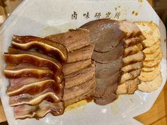 -狮头牌卤味研究所·卤味饭(花城汇南区店)