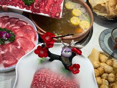 -牛村来人潮汕牛肉火锅(西单店)