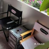 集齐下午茶和小酒馆于一身的咖啡店☕