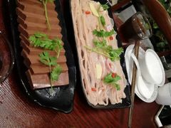 -重庆爽翻天老火锅(临平万达广场店)